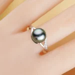 bague avec perle de Tahiti et anneau argenté