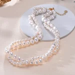 collier avec deux rangs de perles d'eau douce