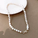 accessoire luxe perle culture baroque