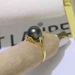 bague élégante en or