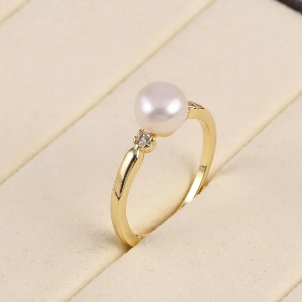 bague dorée perle d'eau douce