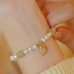 accessoire perle jade élégant