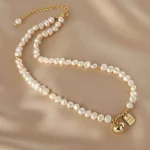 Collier perle d'eau douce dorée