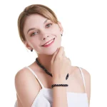 bijou perle noire élégante