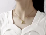collier avec perle d'eau douce