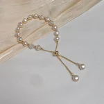 bracelet perle baroque en chaîne dorée